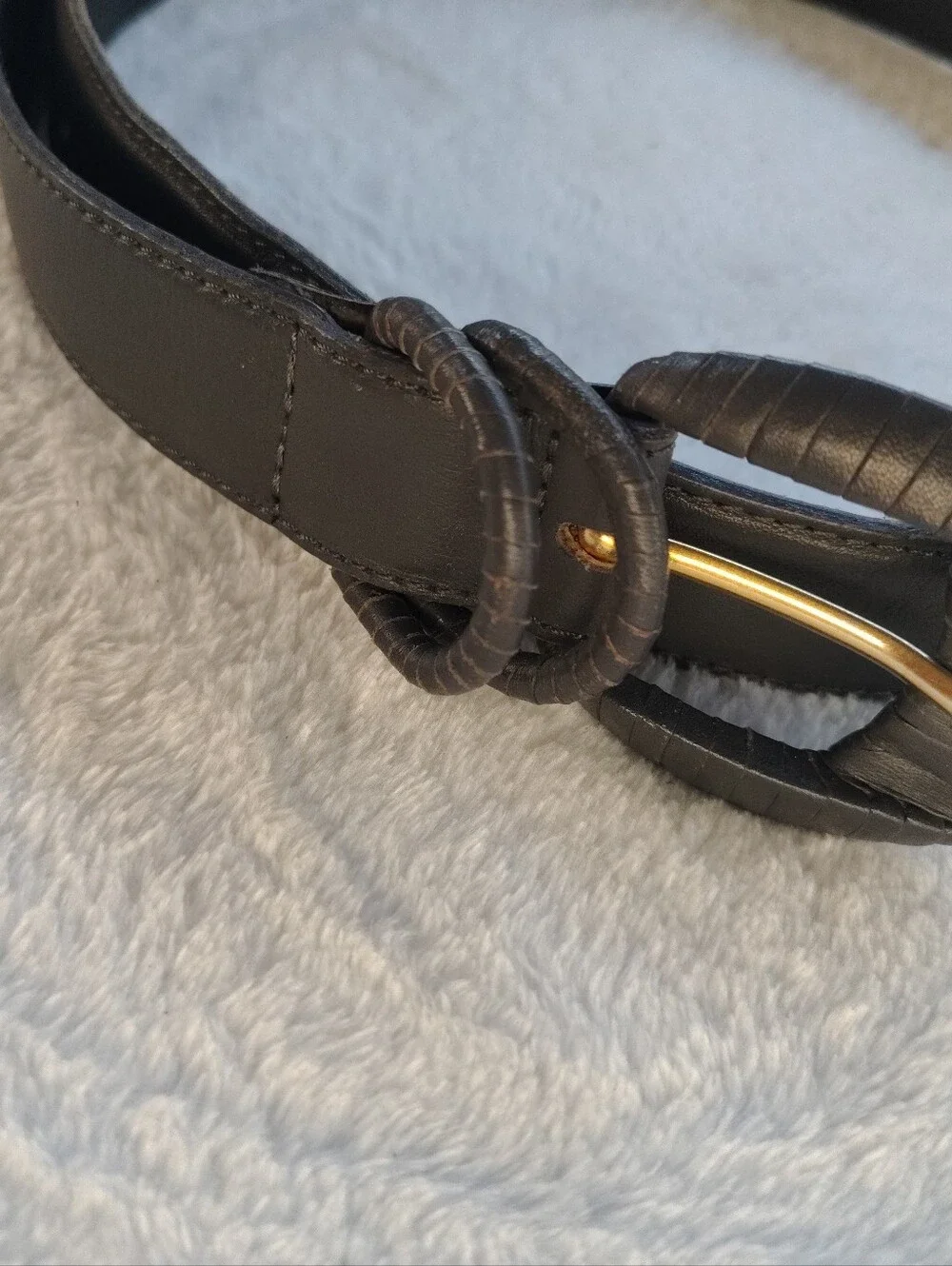 N/A sleek gray